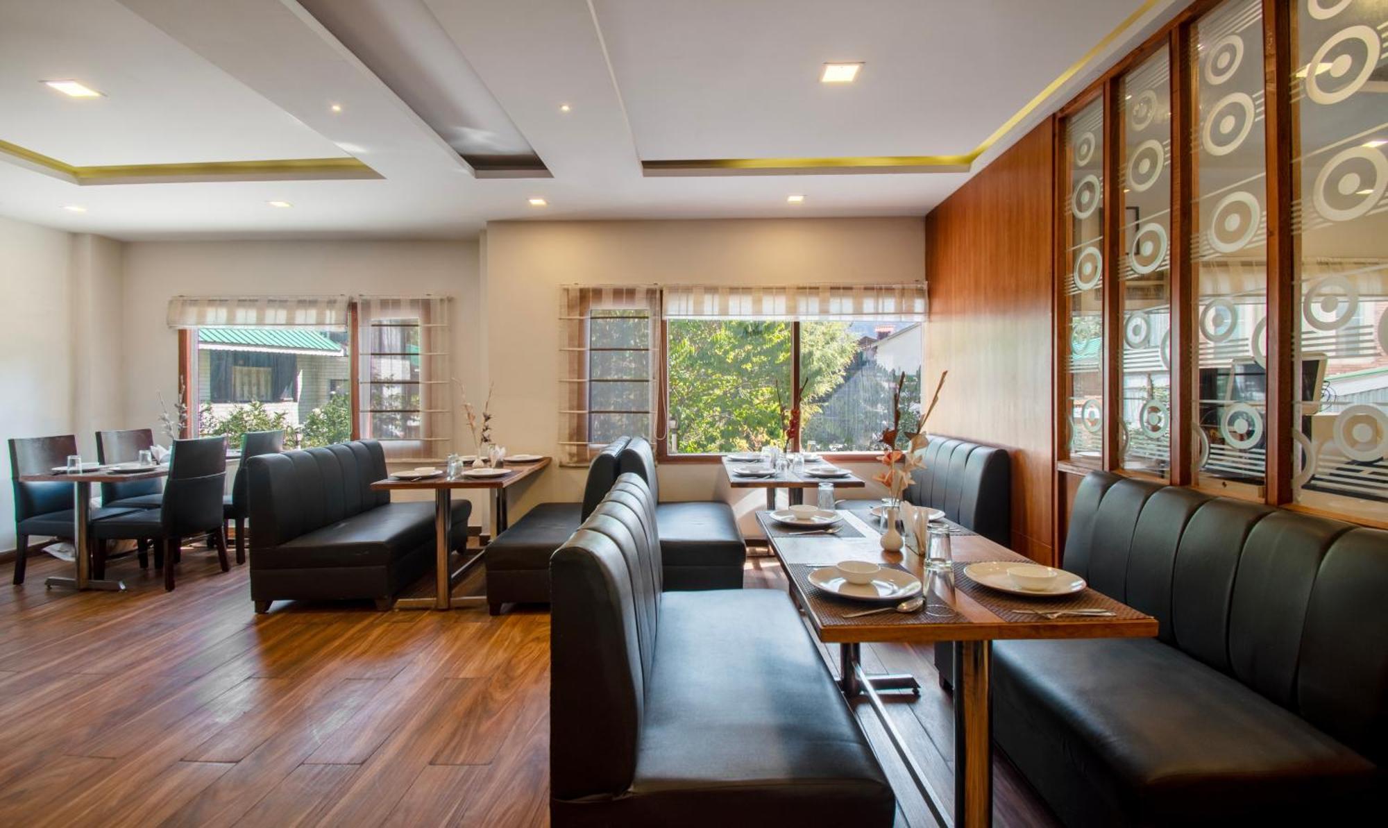 Ambika Residency, Near Hidimba Devi Temple Hotel Manāli Kültér fotó